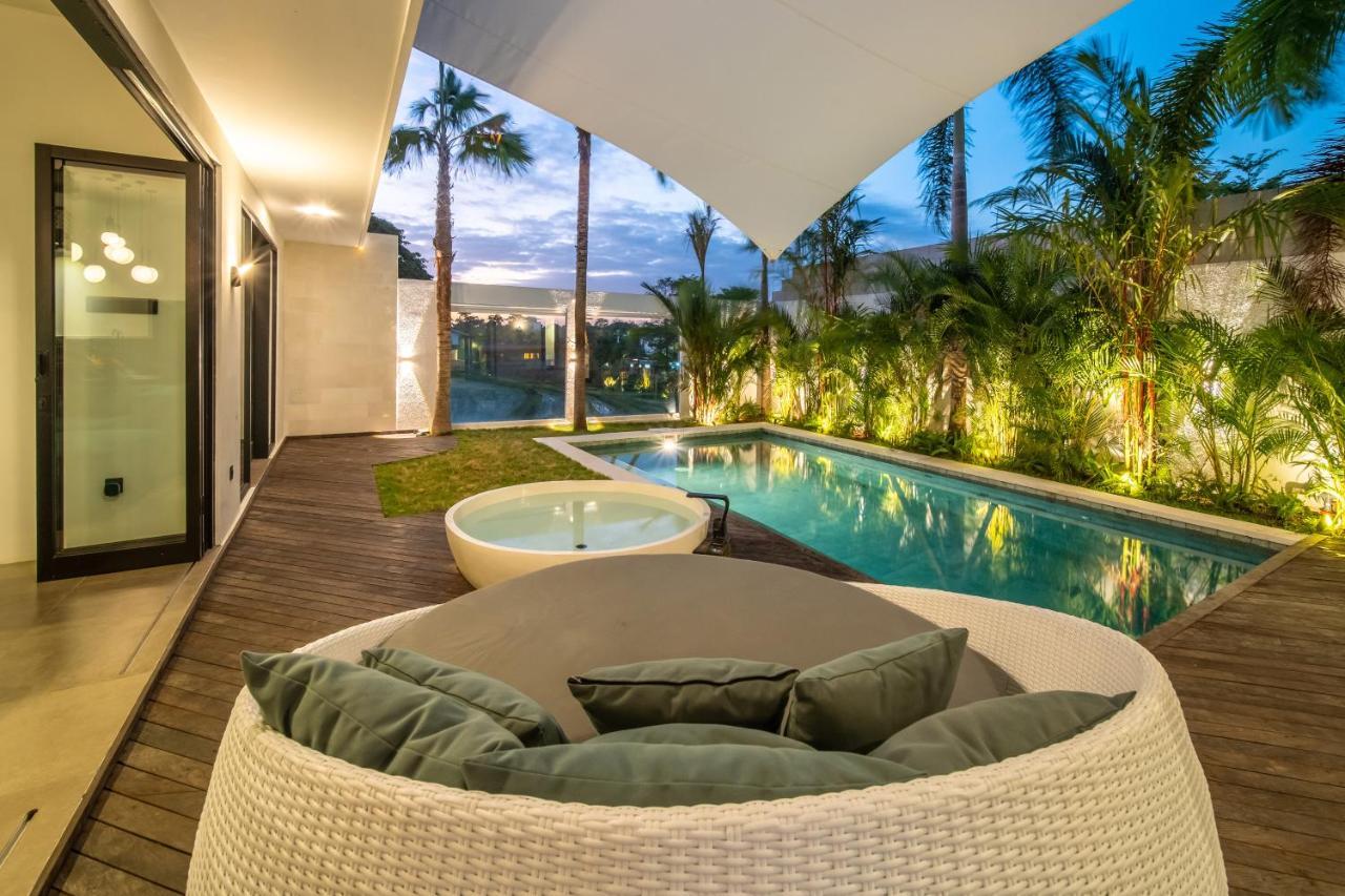 Rice Field View With Sauna Projector And Jacuzzi Unique Design Canggu Eksteriør bilde